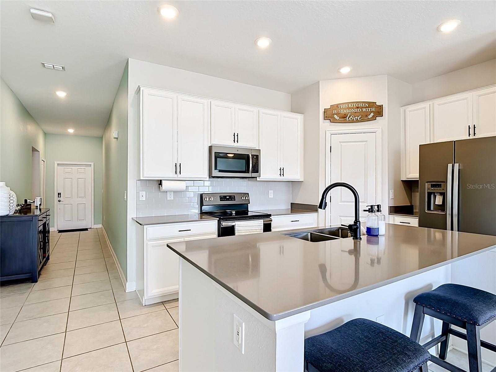 NORTHRIDGE ESTATES - Residential