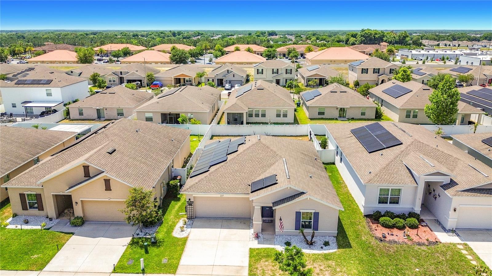 NORTHRIDGE ESTATES - Residential