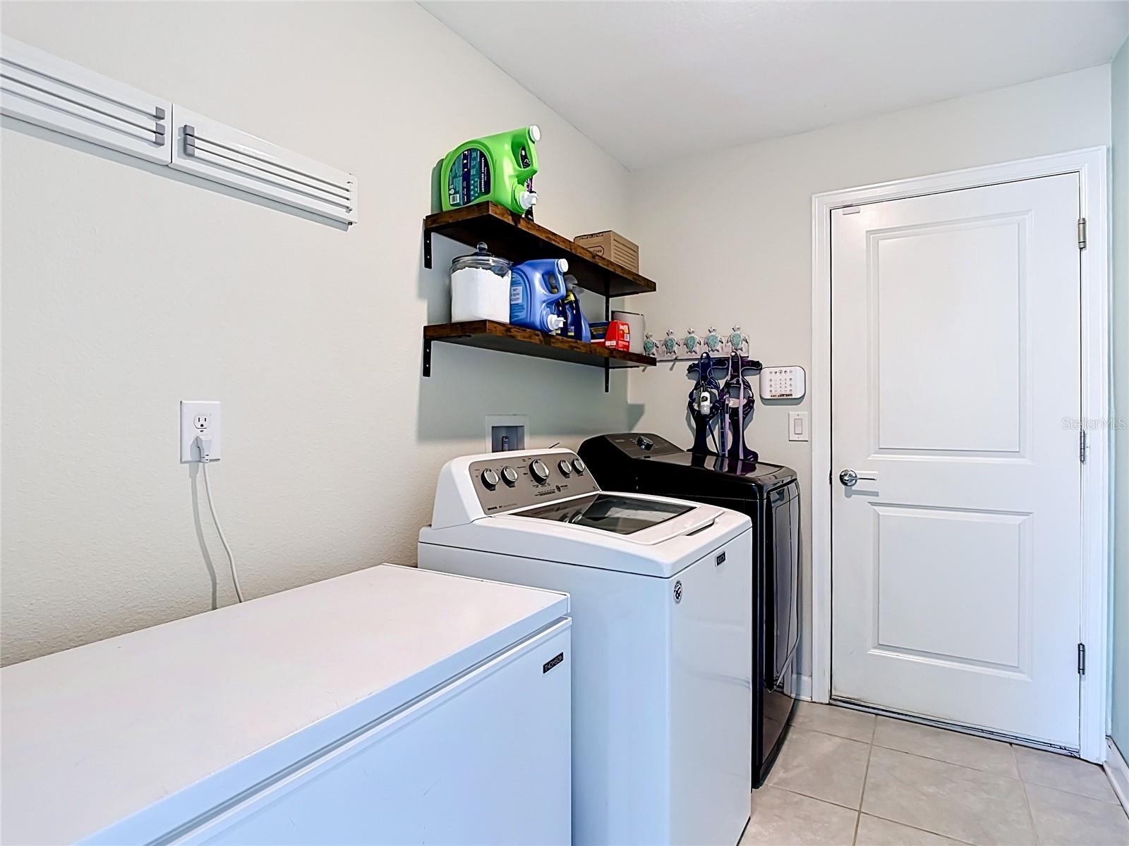 NORTHRIDGE ESTATES - Residential