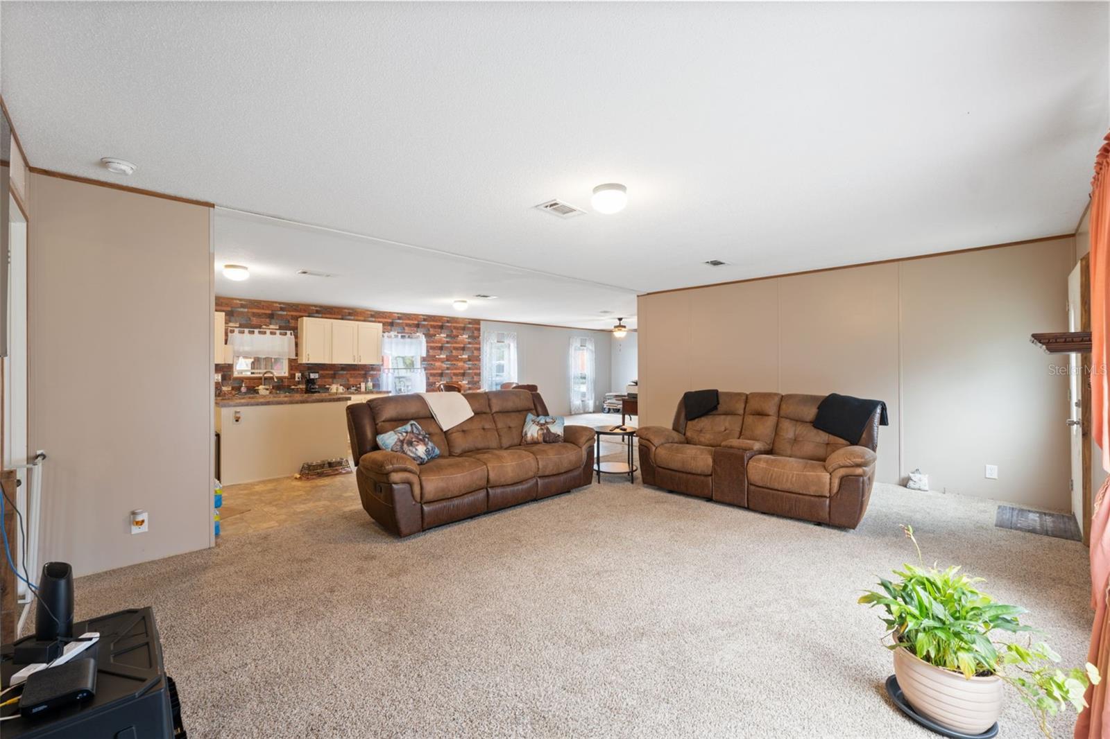 ISTACHATTA ACRES - Residential