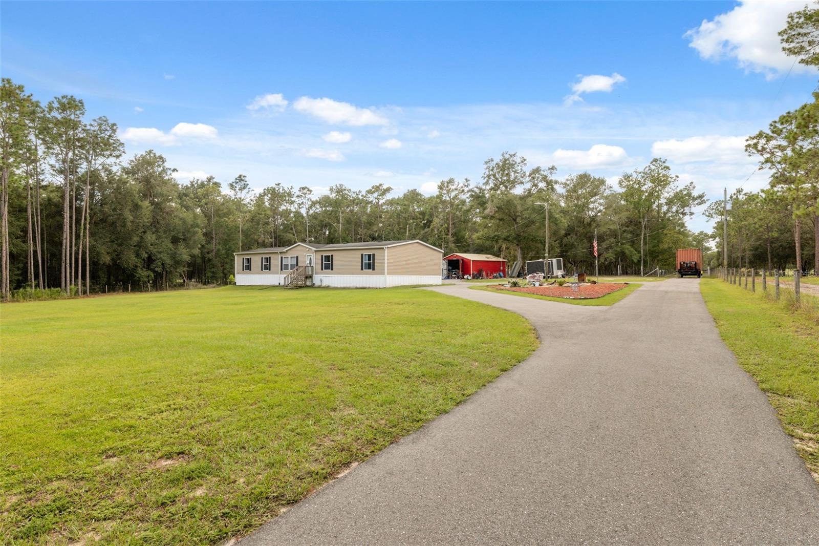 ISTACHATTA ACRES - Residential