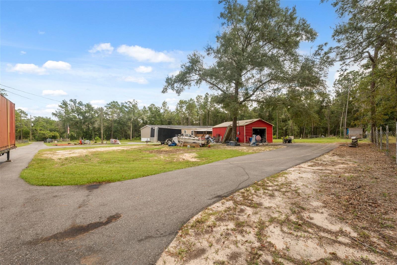 ISTACHATTA ACRES - Residential