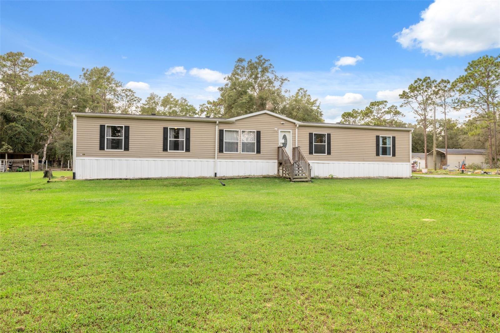 ISTACHATTA ACRES - Residential