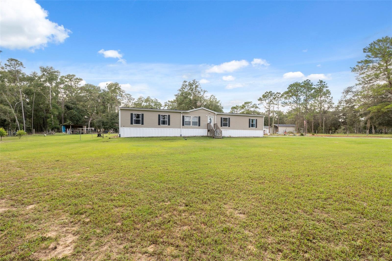 ISTACHATTA ACRES - Residential