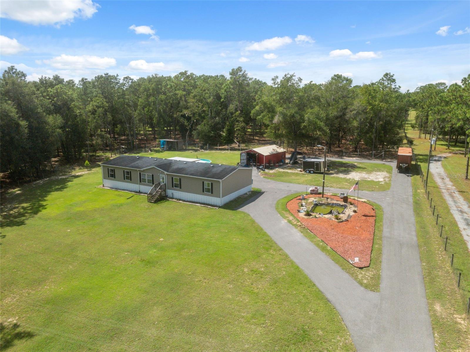 ISTACHATTA ACRES - Residential
