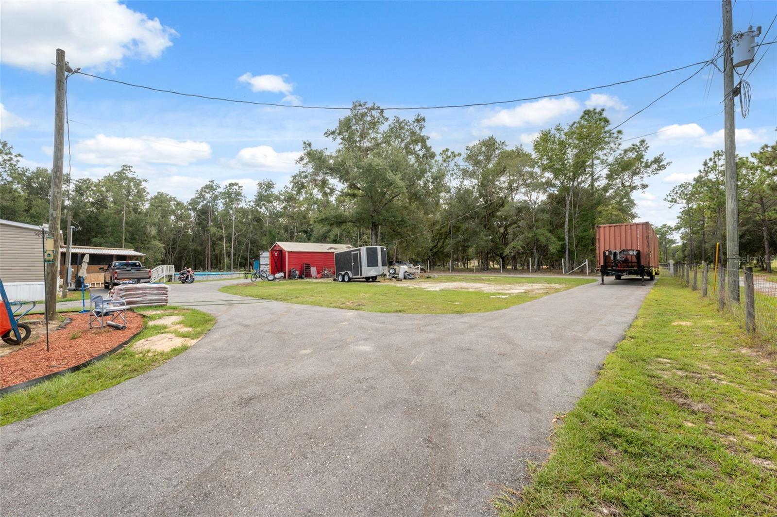 ISTACHATTA ACRES - Residential