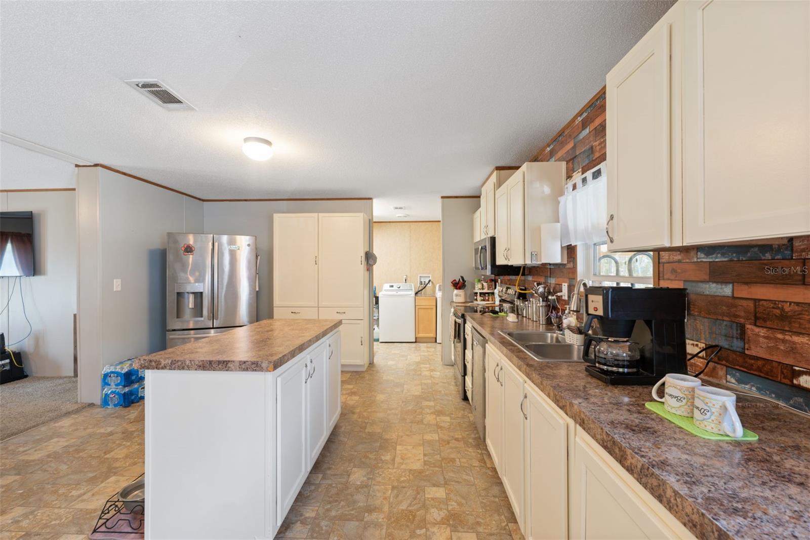 ISTACHATTA ACRES - Residential