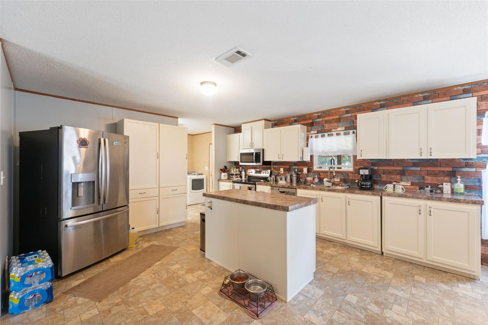 ISTACHATTA ACRES - Residential