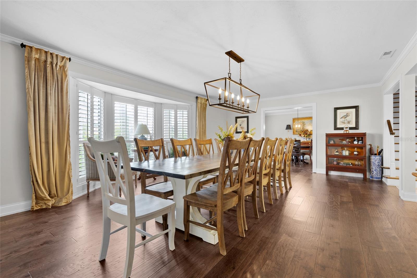 COUNTRY CLUB ESTATE MCINTOSH GRT - Residential