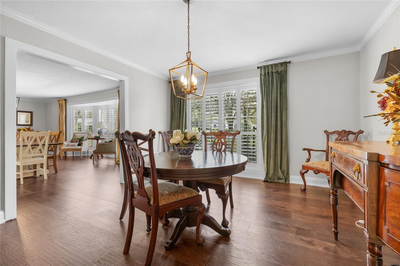 COUNTRY CLUB ESTATE MCINTOSH GRT - Residential