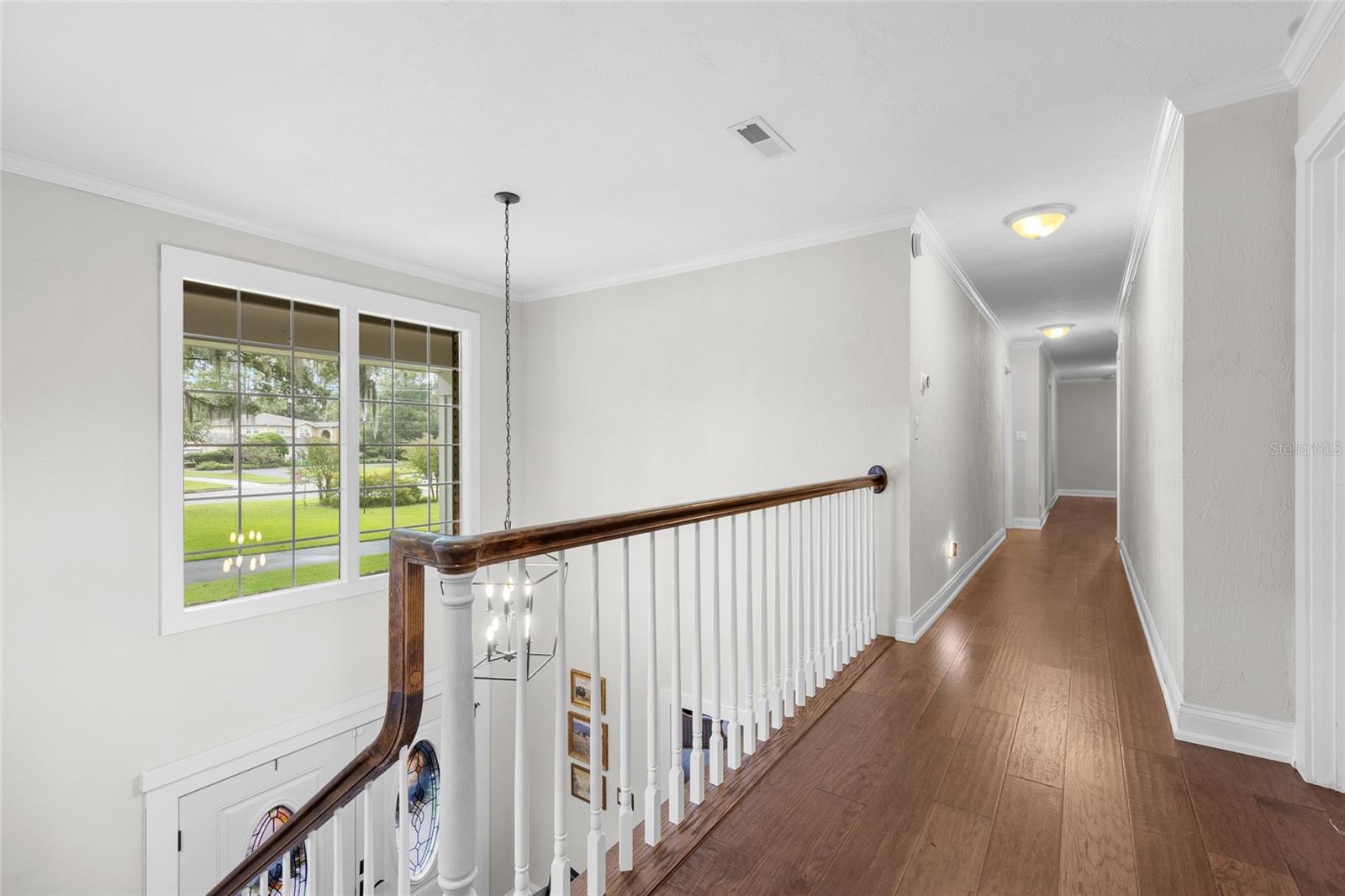 COUNTRY CLUB ESTATE MCINTOSH GRT - Residential