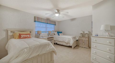 A home in LONGBOAT KEY