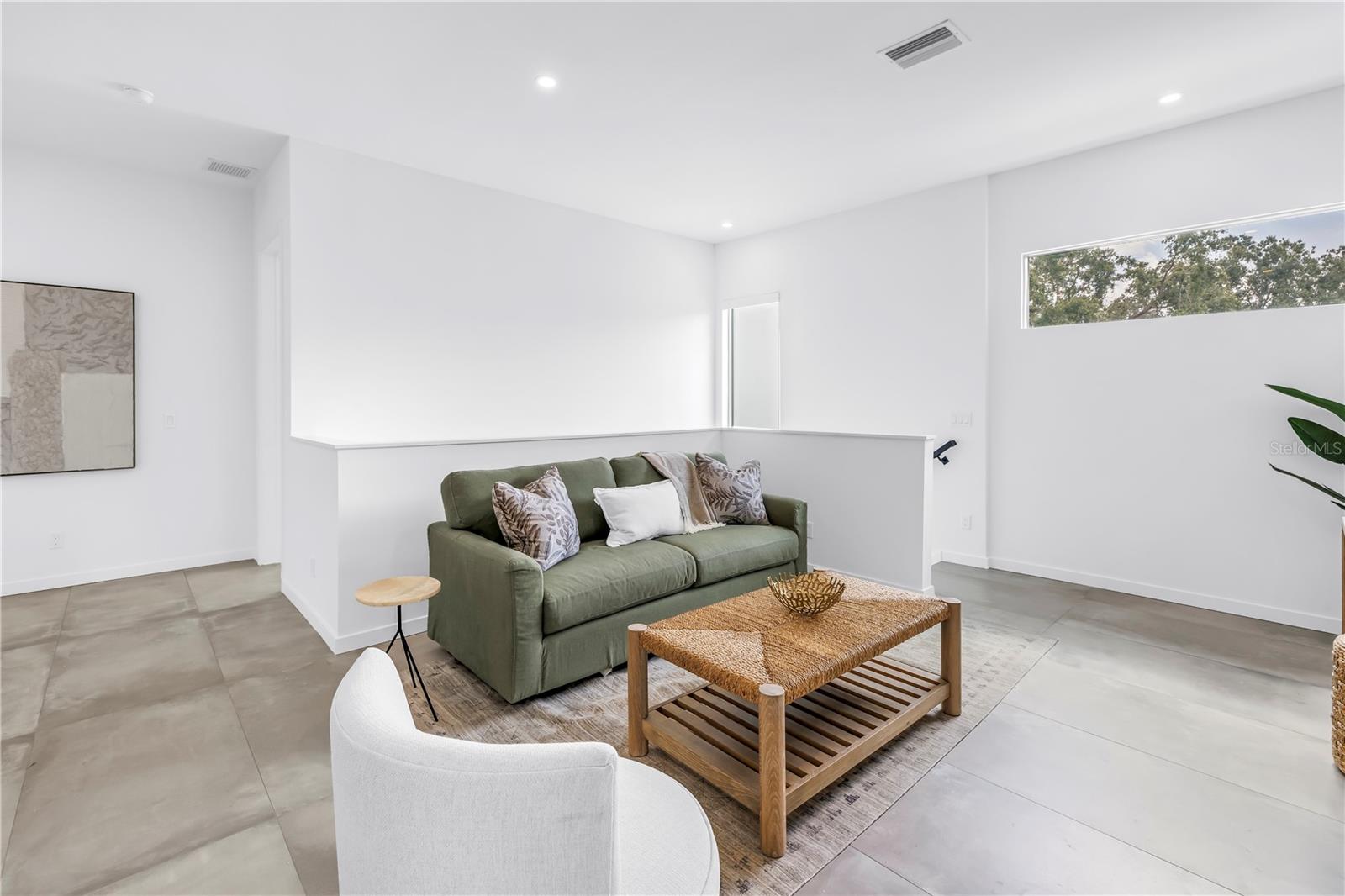 LOMA LINDA PARK - Residential Lease