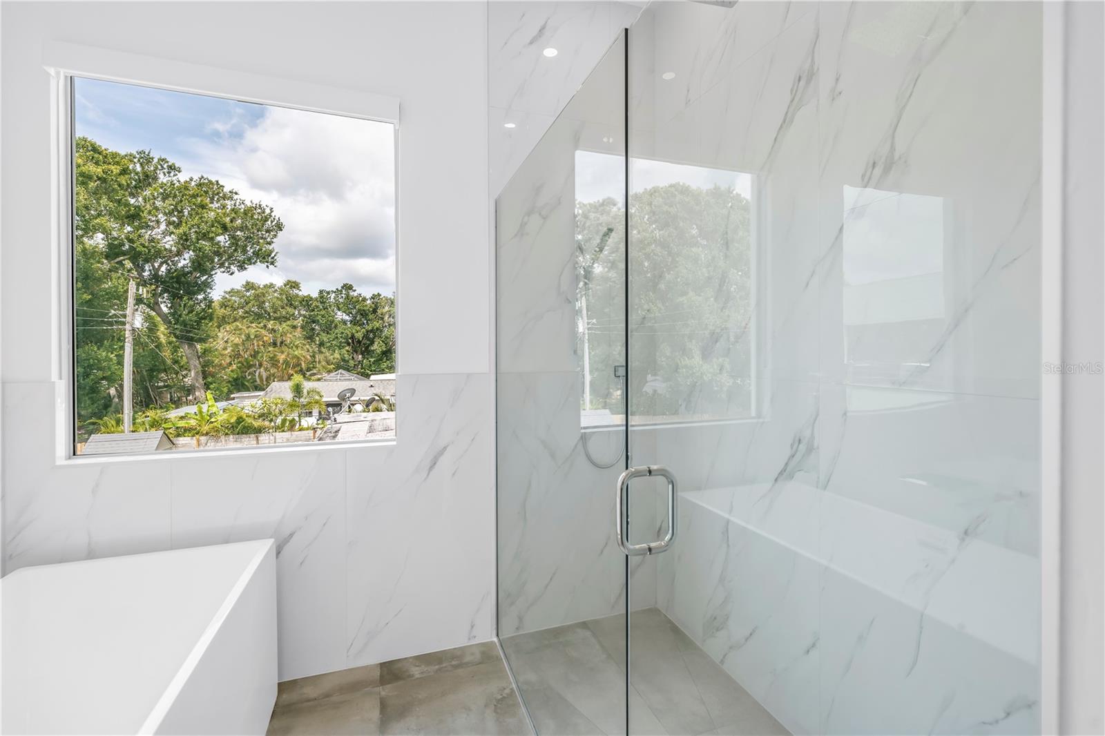 LOMA LINDA PARK - Residential Lease