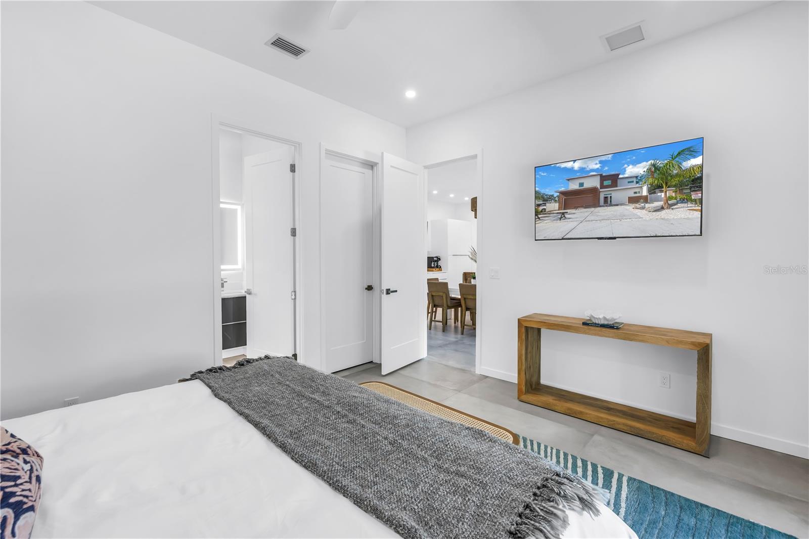 LOMA LINDA PARK - Residential Lease