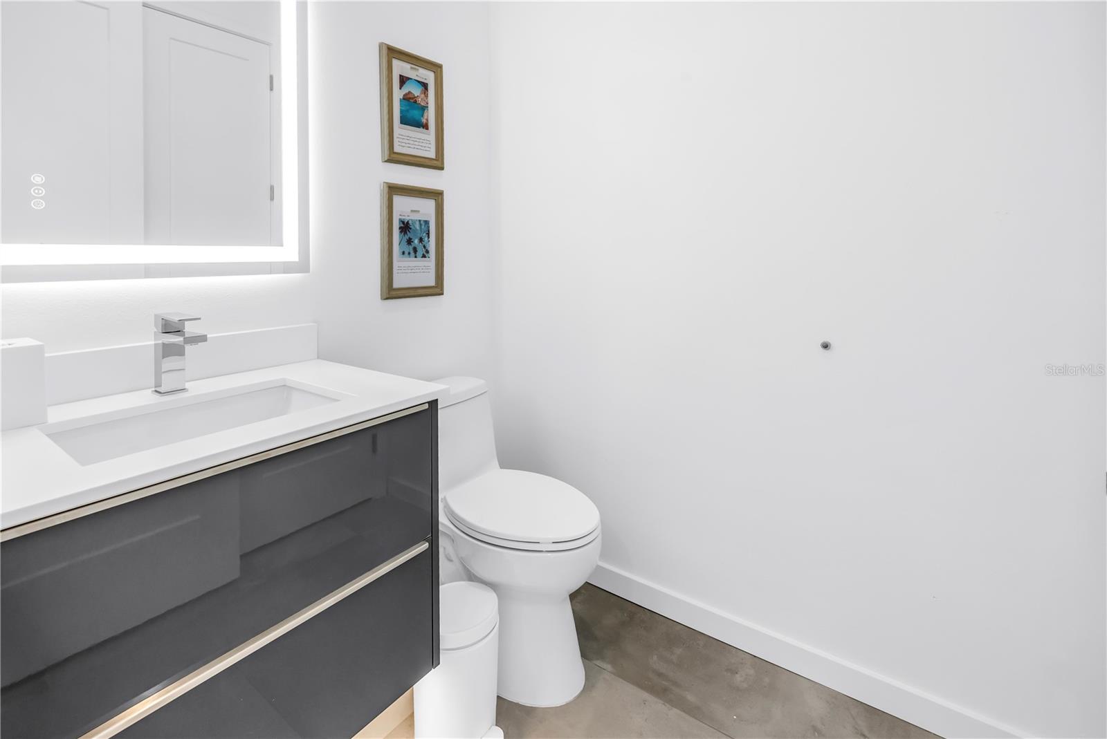 LOMA LINDA PARK - Residential Lease