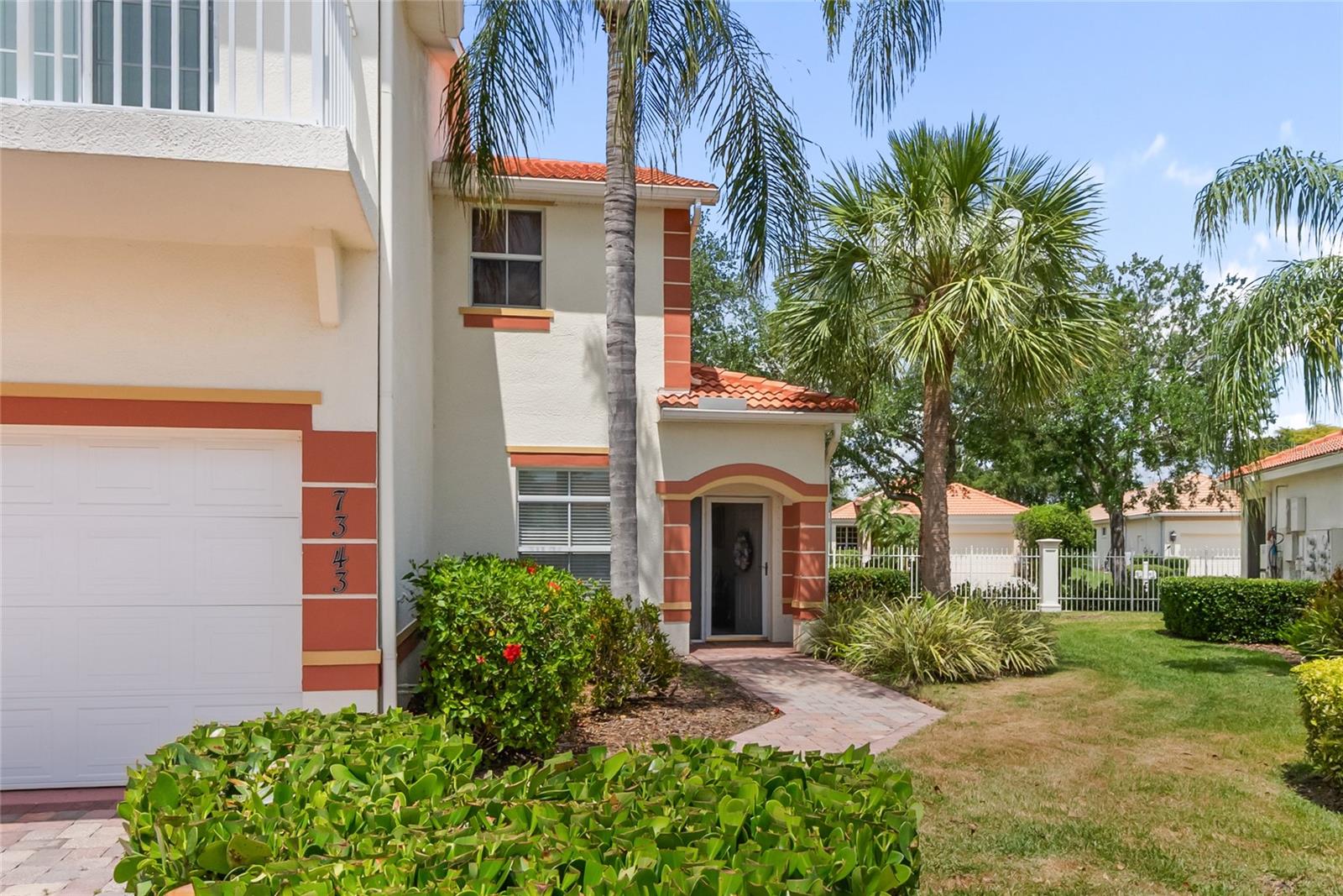 7343 FOUNTAIN PALM CIRCLE na