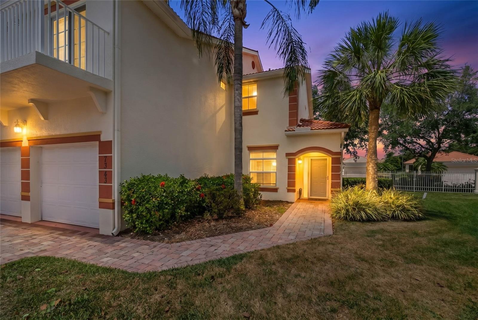 PALM GROVE - Residential