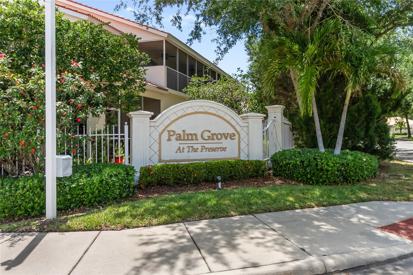 PALM GROVE - Residential