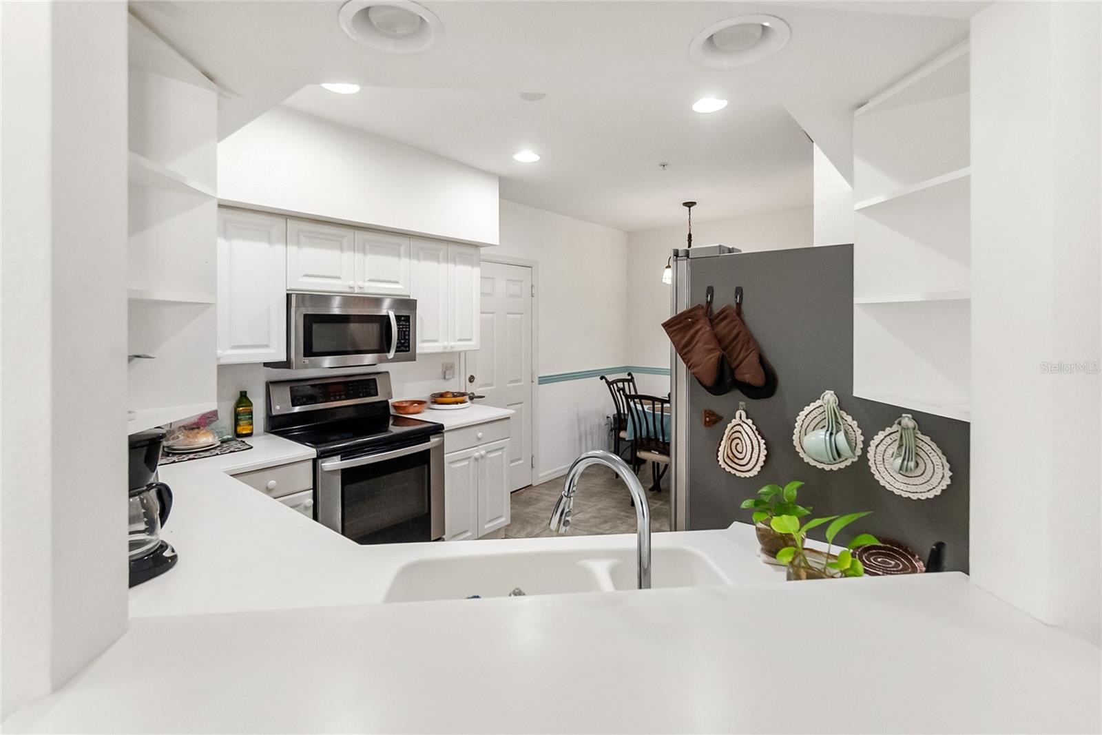 PALM GROVE - Residential