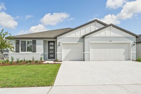 A home in PARRISH