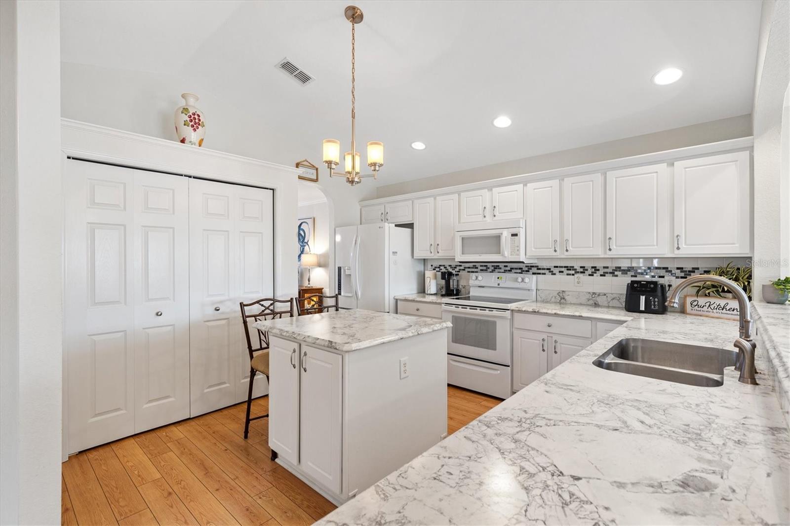 STONECREST - Residential