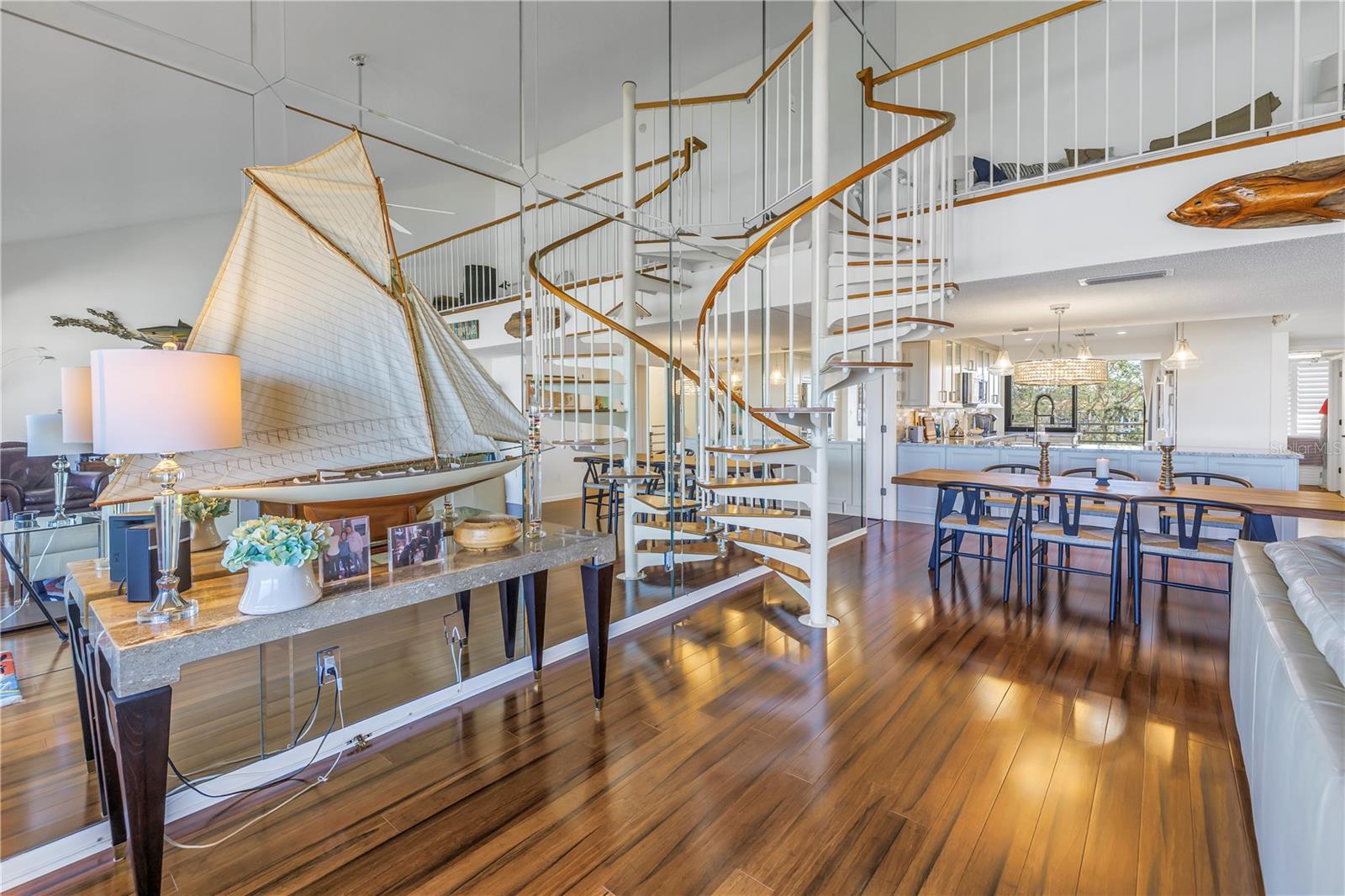 KIPPS COLONY AT PASADENA YACHT/CNTRY CLUB - Residential