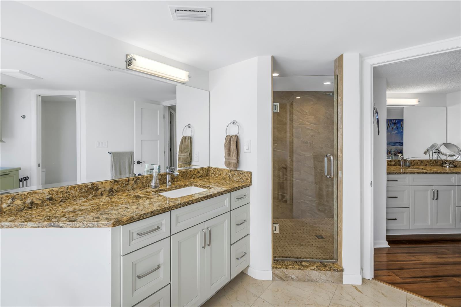 KIPPS COLONY AT PASADENA YACHT/CNTRY CLUB - Residential