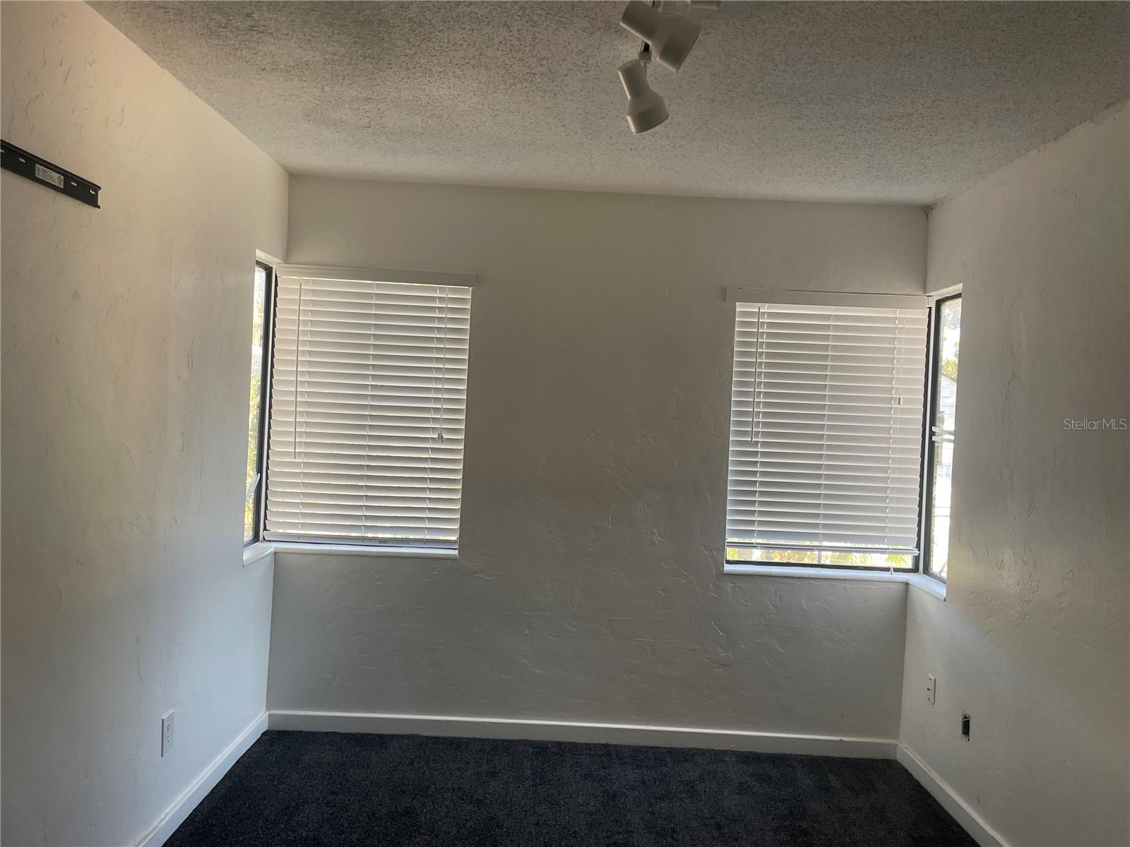 FULLER EDNA G REV - Commercial Lease