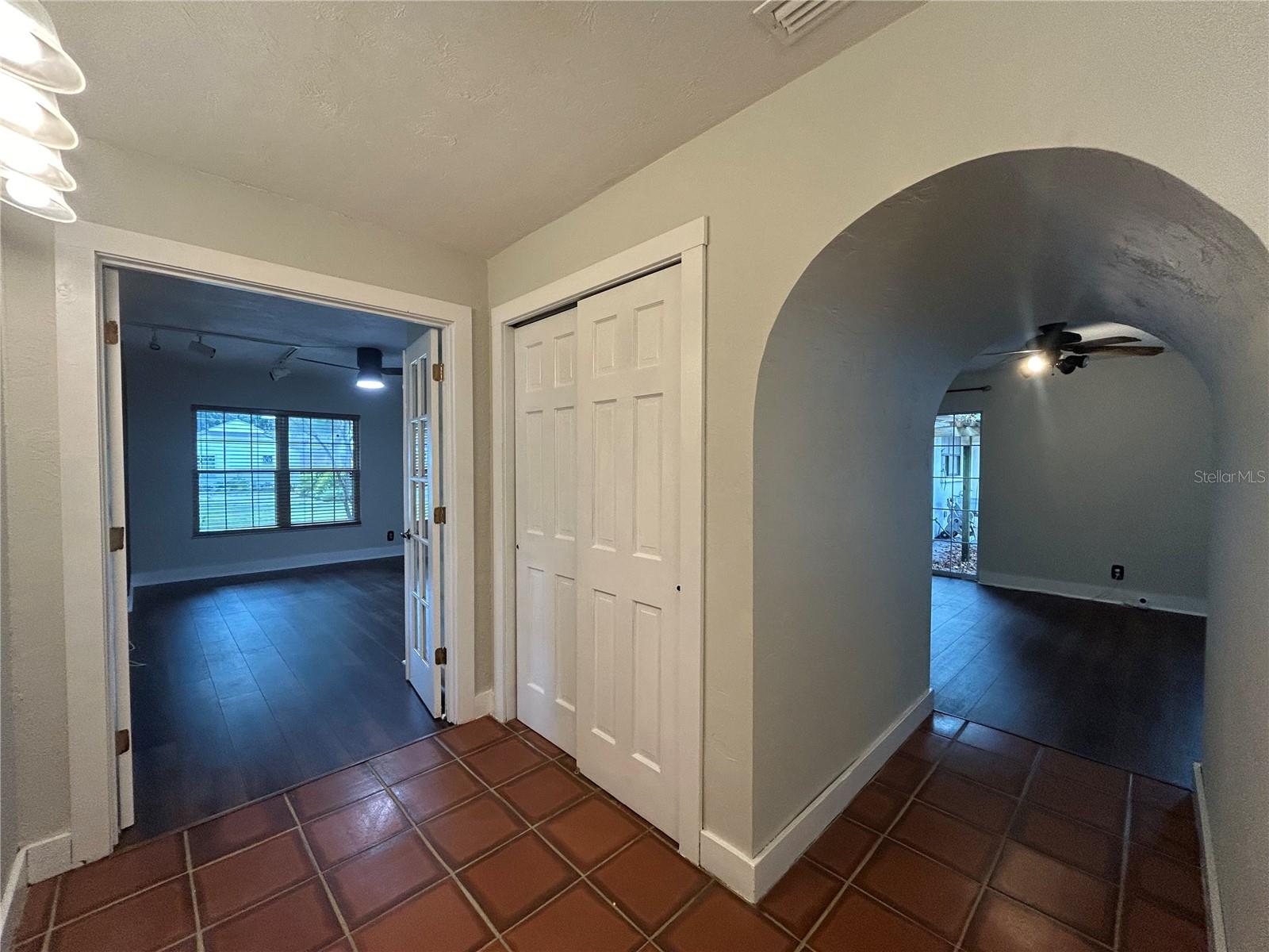 VALLEY THE - Residential Lease