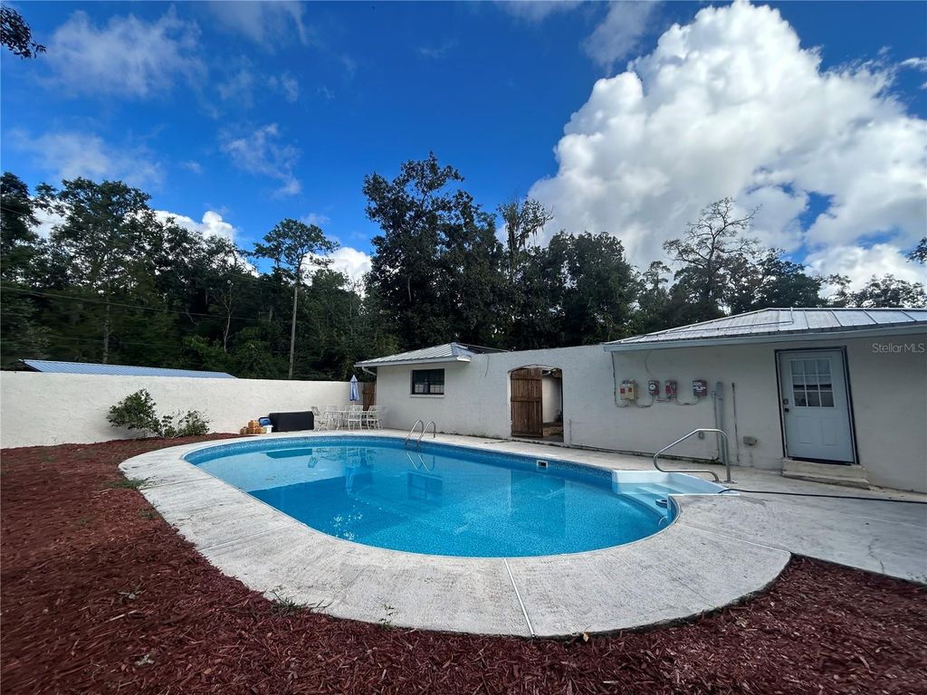 Photo of 3322 NW 39th Terrace, Gainesville, FL 32606 (MLS # GC534505)