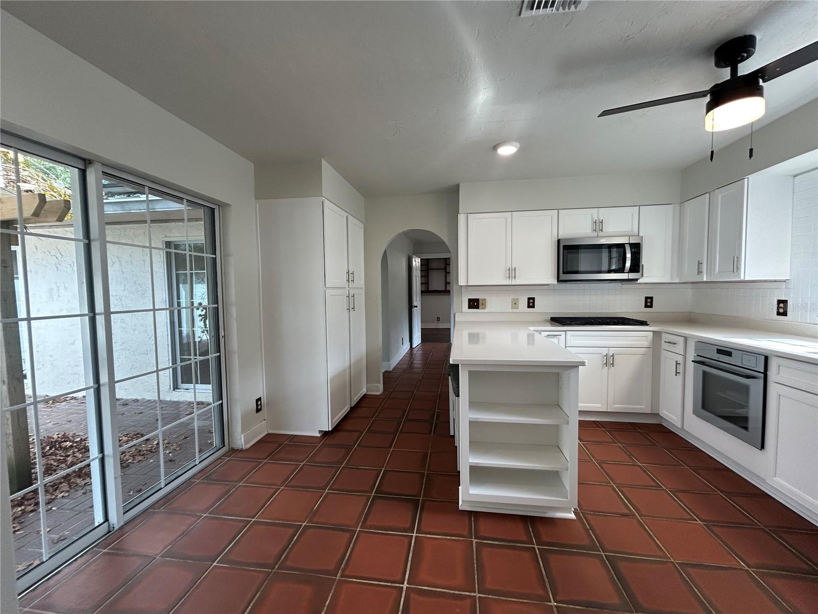 VALLEY THE - Residential Lease