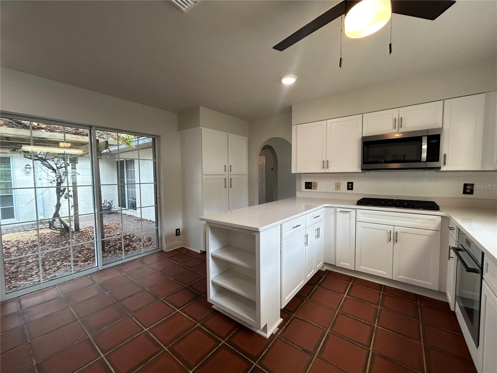 VALLEY THE - Residential Lease