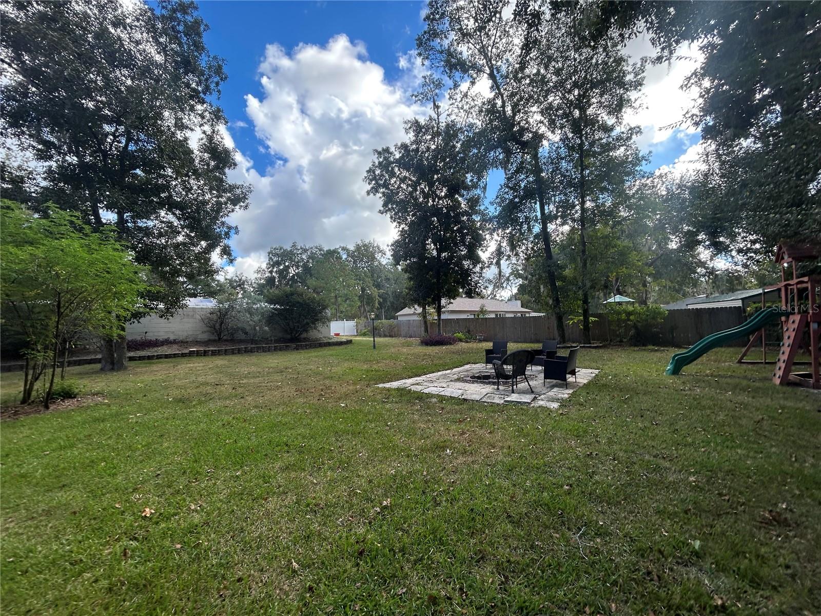 VALLEY THE - Residential Lease