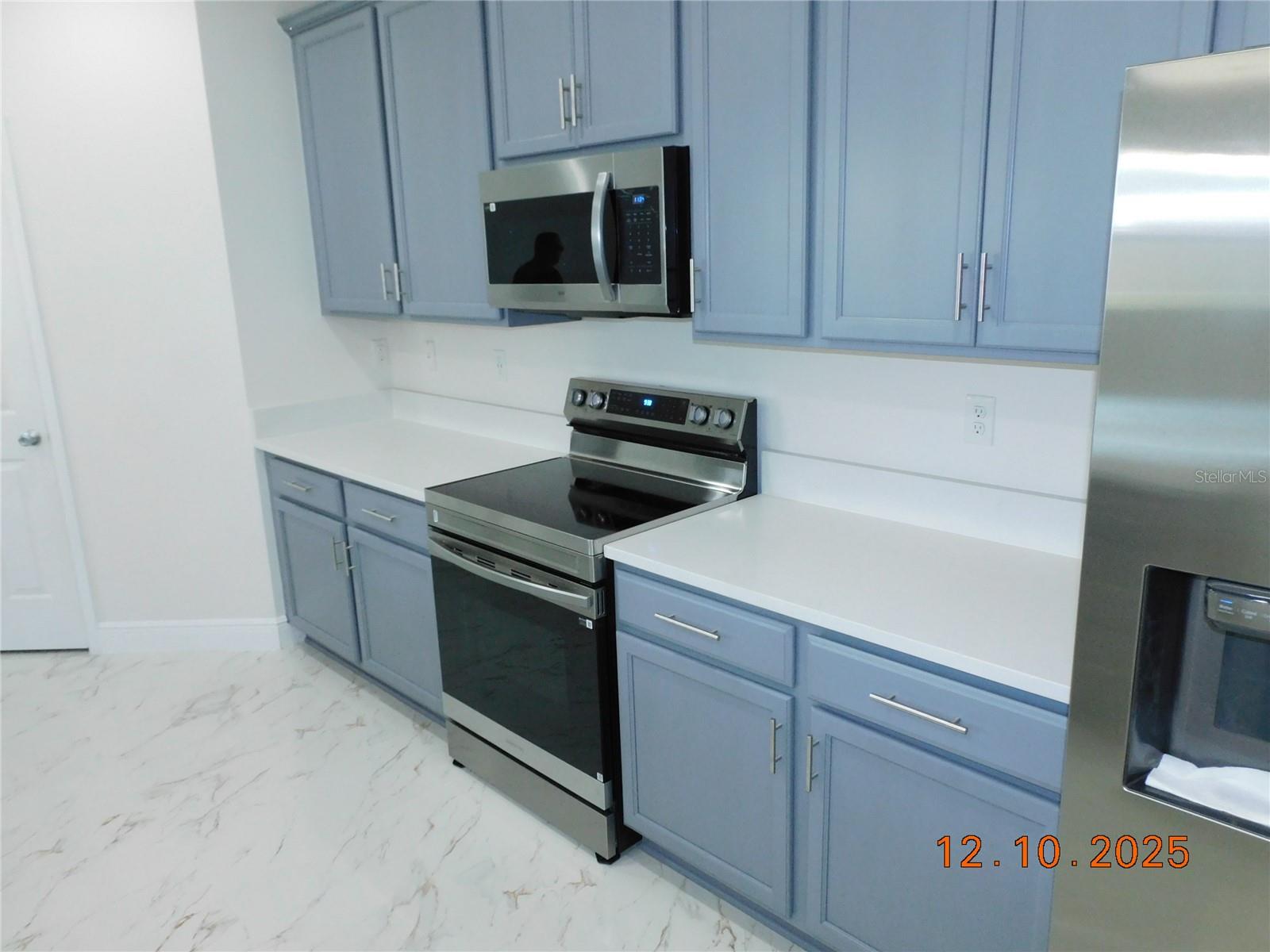 2983 BOATING BOULEVARD