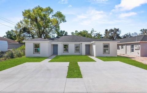 Photo of 302 Avenue P NW, Winter Haven, FL 33881 (MLS # O6388663)