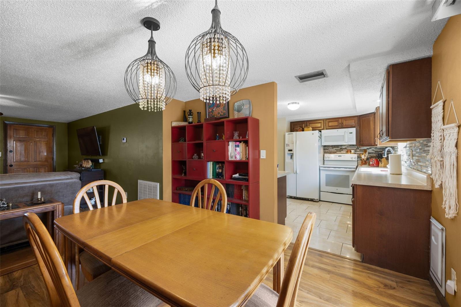 RIDGE CREST GARDENS - Residential