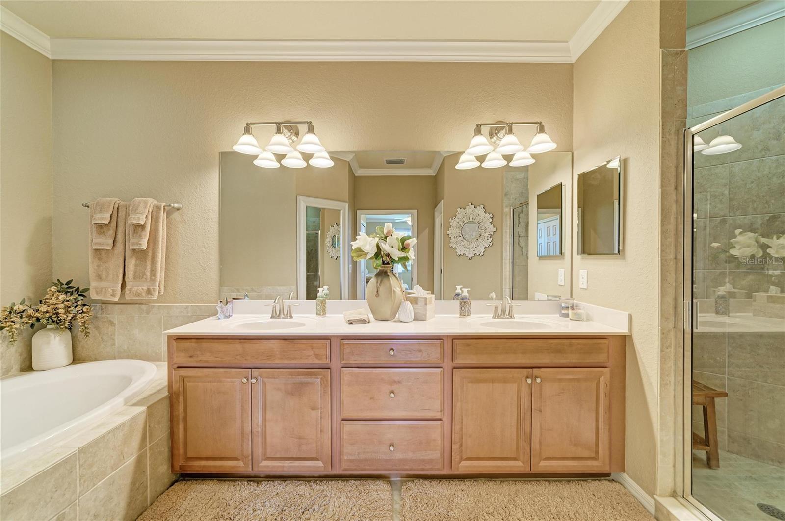 RIVER STRAND - Residential