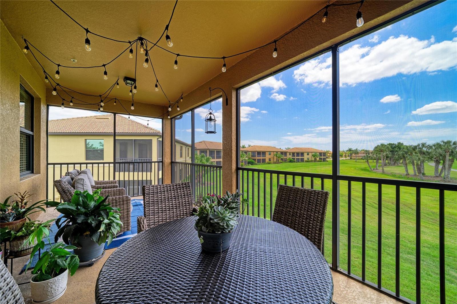 RIVER STRAND - Residential