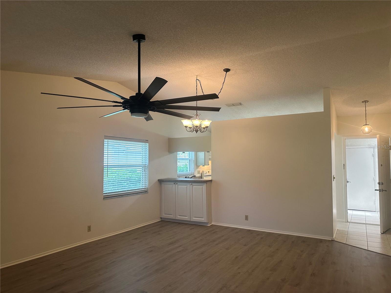 CURRY COVE - Residential