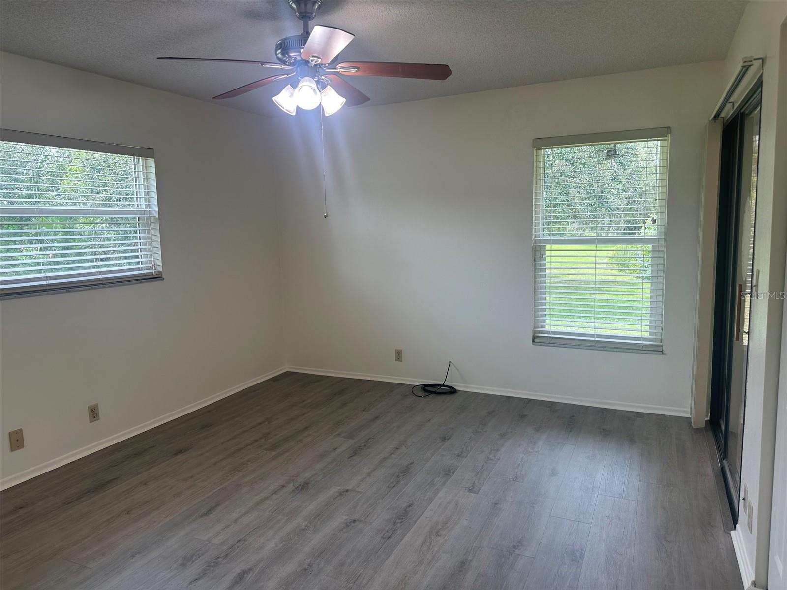 CURRY COVE - Residential