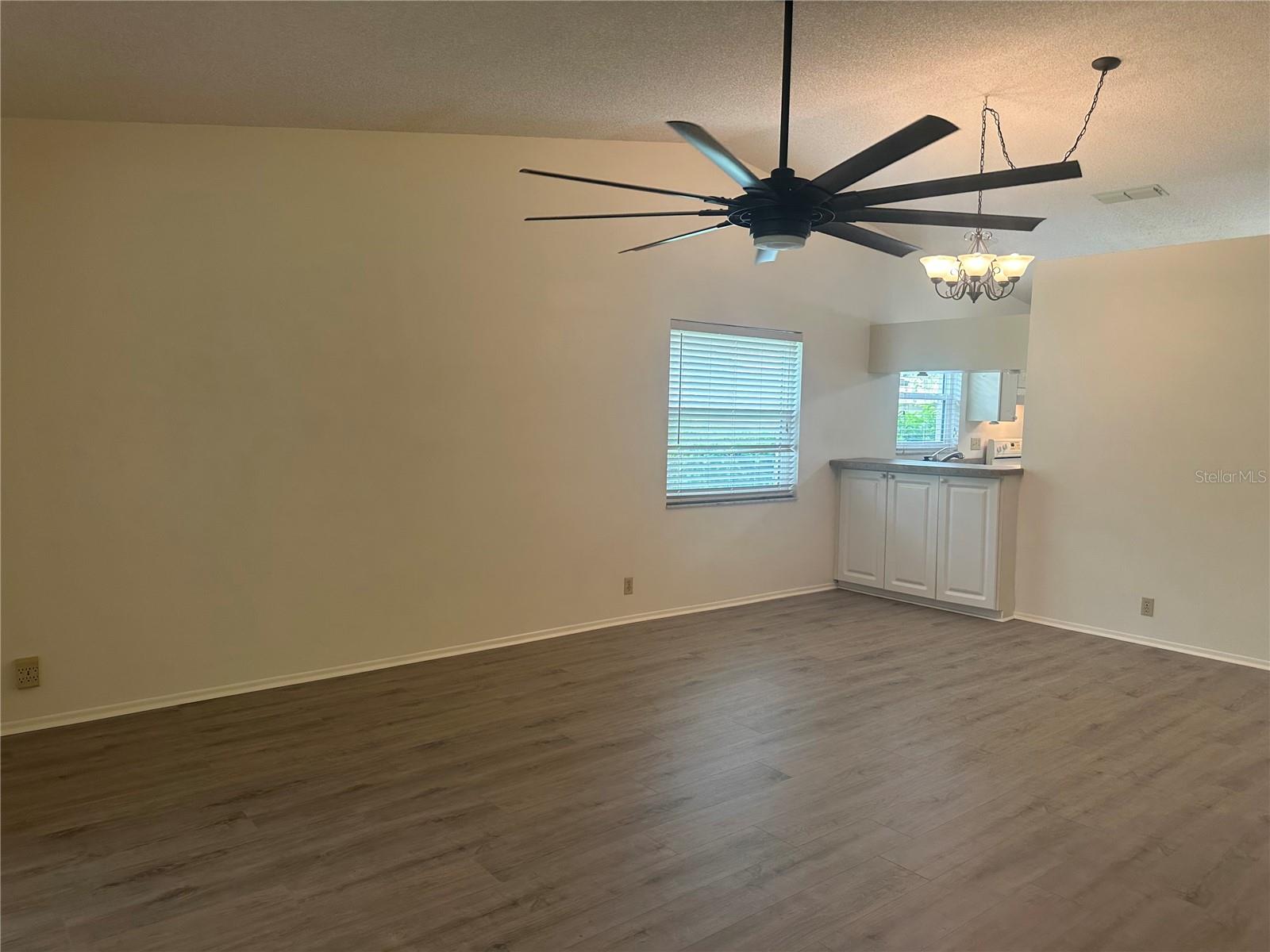 CURRY COVE - Residential