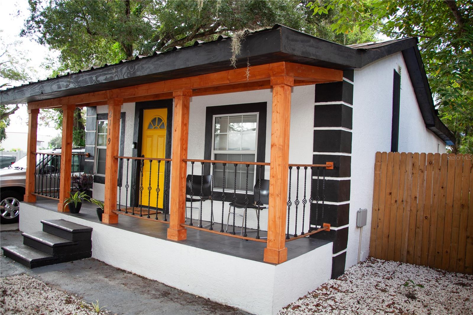 2119 E ELLICOTT STREET
