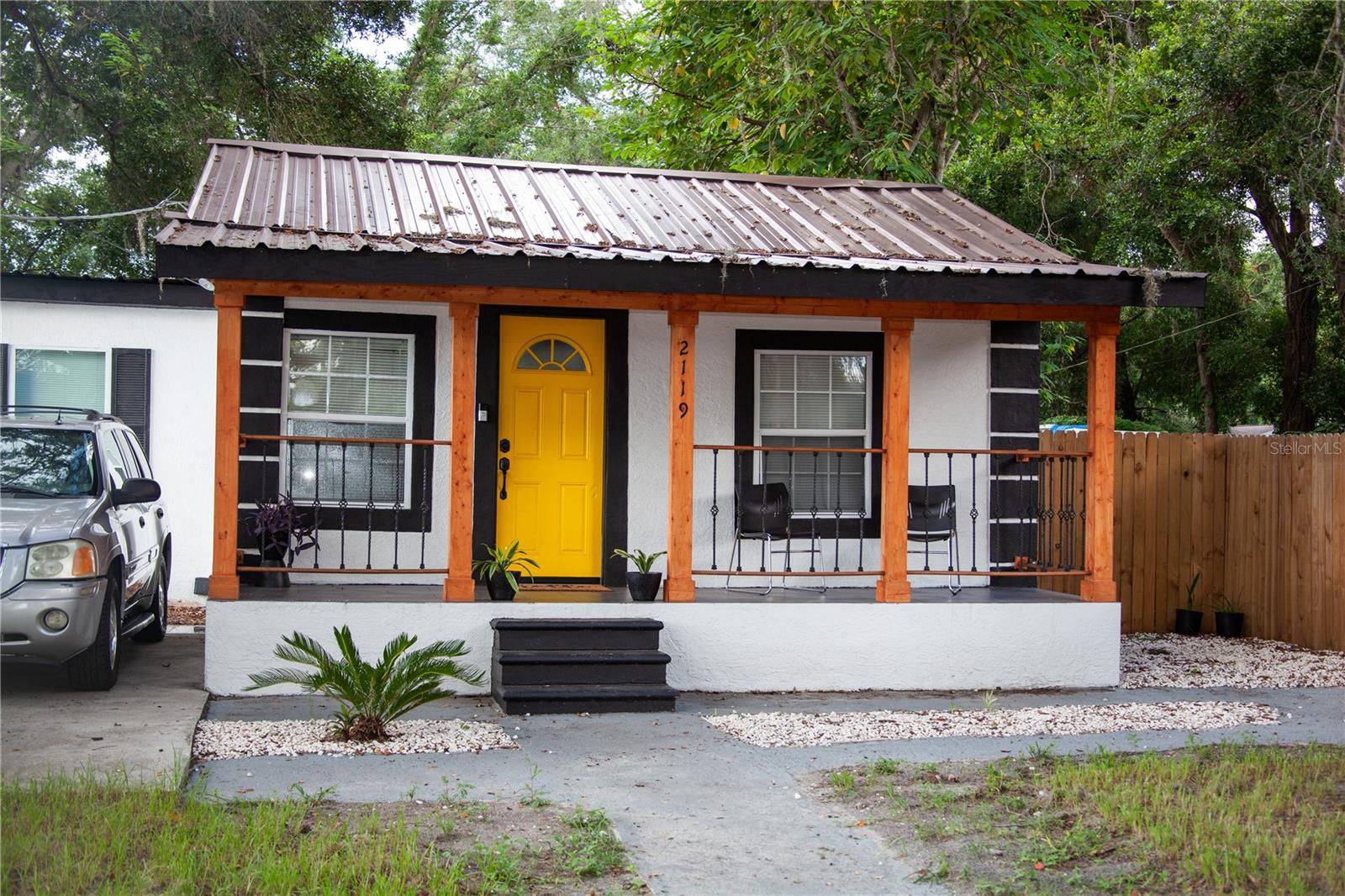 Welcome to your dream home! Come on in and see this beautiful 3-bedrooms, 2-bathrooms house, with a perfect blend of modern amenities and classic charm. Nestled in a sought-after neighborhood, this residence is ideal for families, professionals, and anyone looking for a comfortable and convenient living space. Fully remodeled, with a NEW AC unit 2024 and new water heater 2024. Equipped with stainless steel appliances, granite countertops, and ample cabinet space. The open-concept living room features large windows that flood the space with natural light, creating a warm and inviting atmosphere. The master bedroom boasts an in-suite bathroom with a luxurious shower. Perfect for family, guests, or a home office, each room offers ample closet space and large windows. Enjoy the private backyard with a patio area perfect for barbecues and outdoor gatherings. Don’t miss the opportunity to make this awesome place yours.