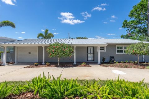 Photo of 1183 35th Avenue NE, St Petersburg, FL 33704 (MLS # TB8376311)