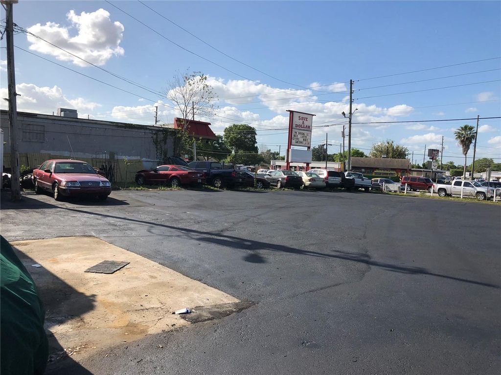 Photo of 6180 Haines Road N, St Petersburg, FL 33714 (MLS # TB8486772)