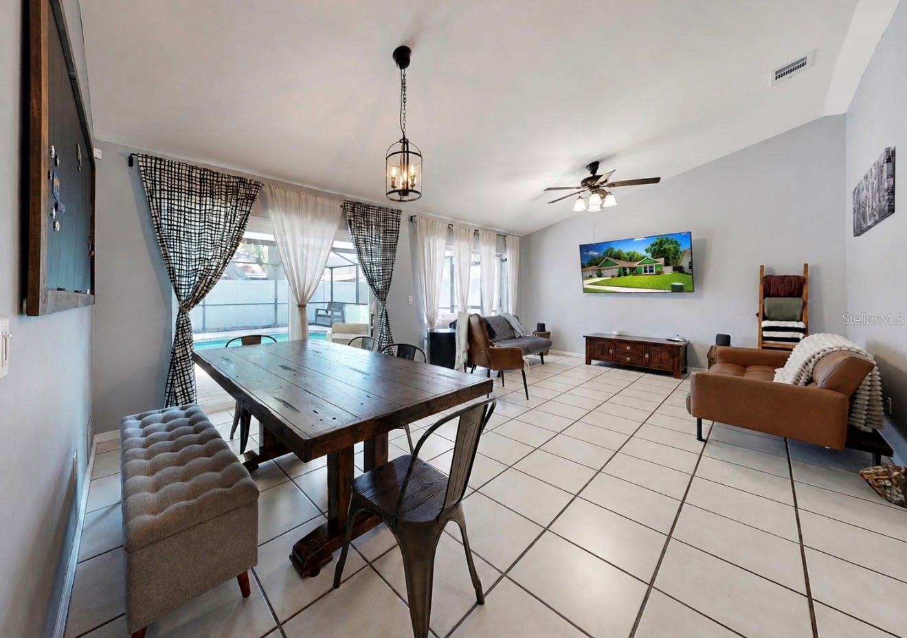 OAKDALE RIVERVIEW ESTATES UN 2 - Residential