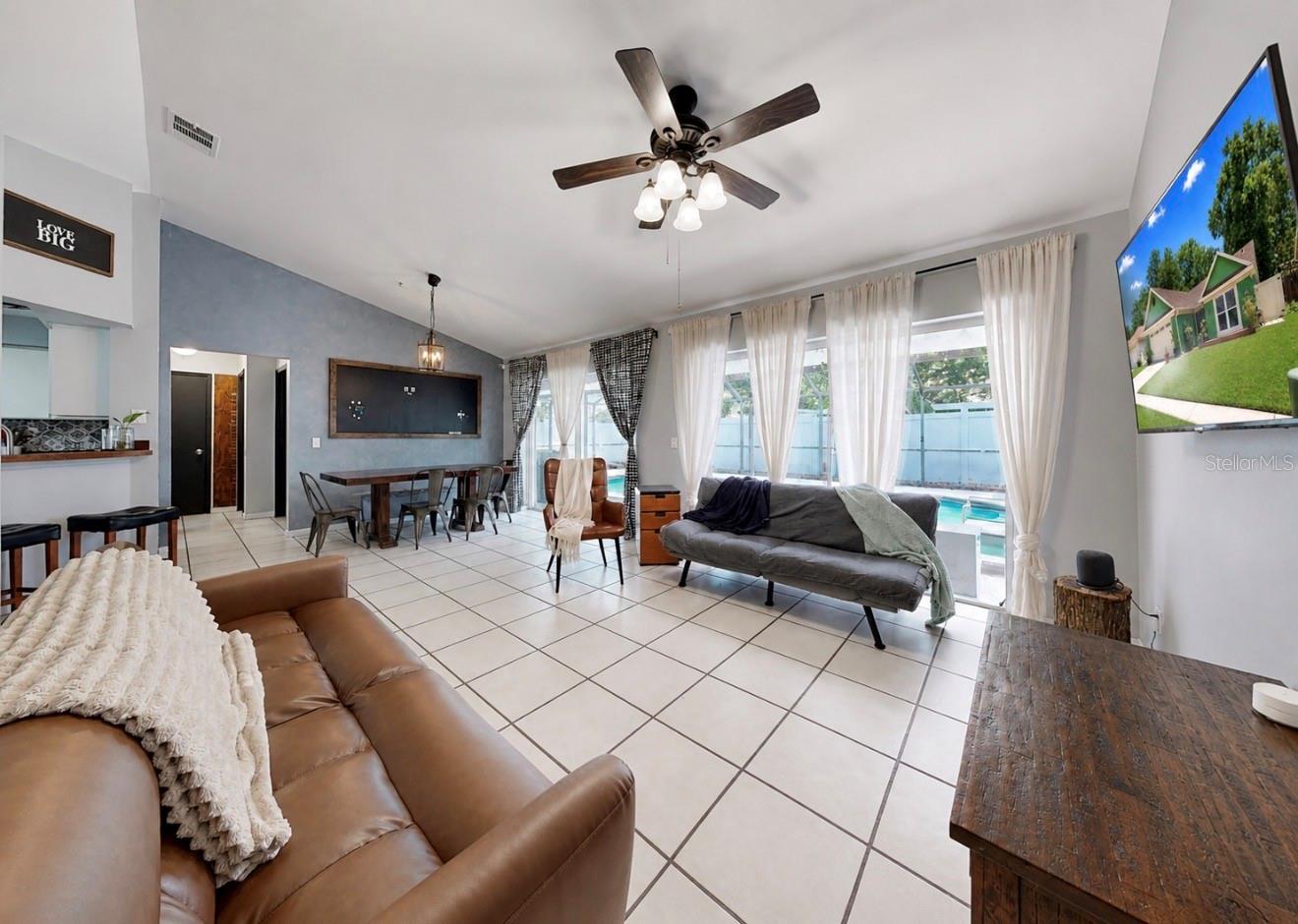 OAKDALE RIVERVIEW ESTATES UN 2 - Residential