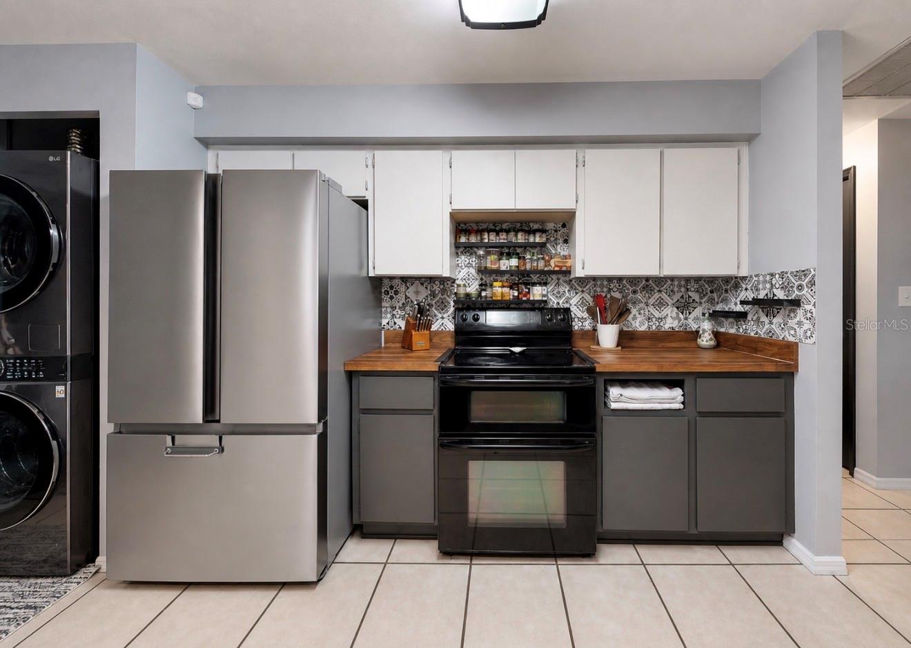 OAKDALE RIVERVIEW ESTATES UN 2 - Residential