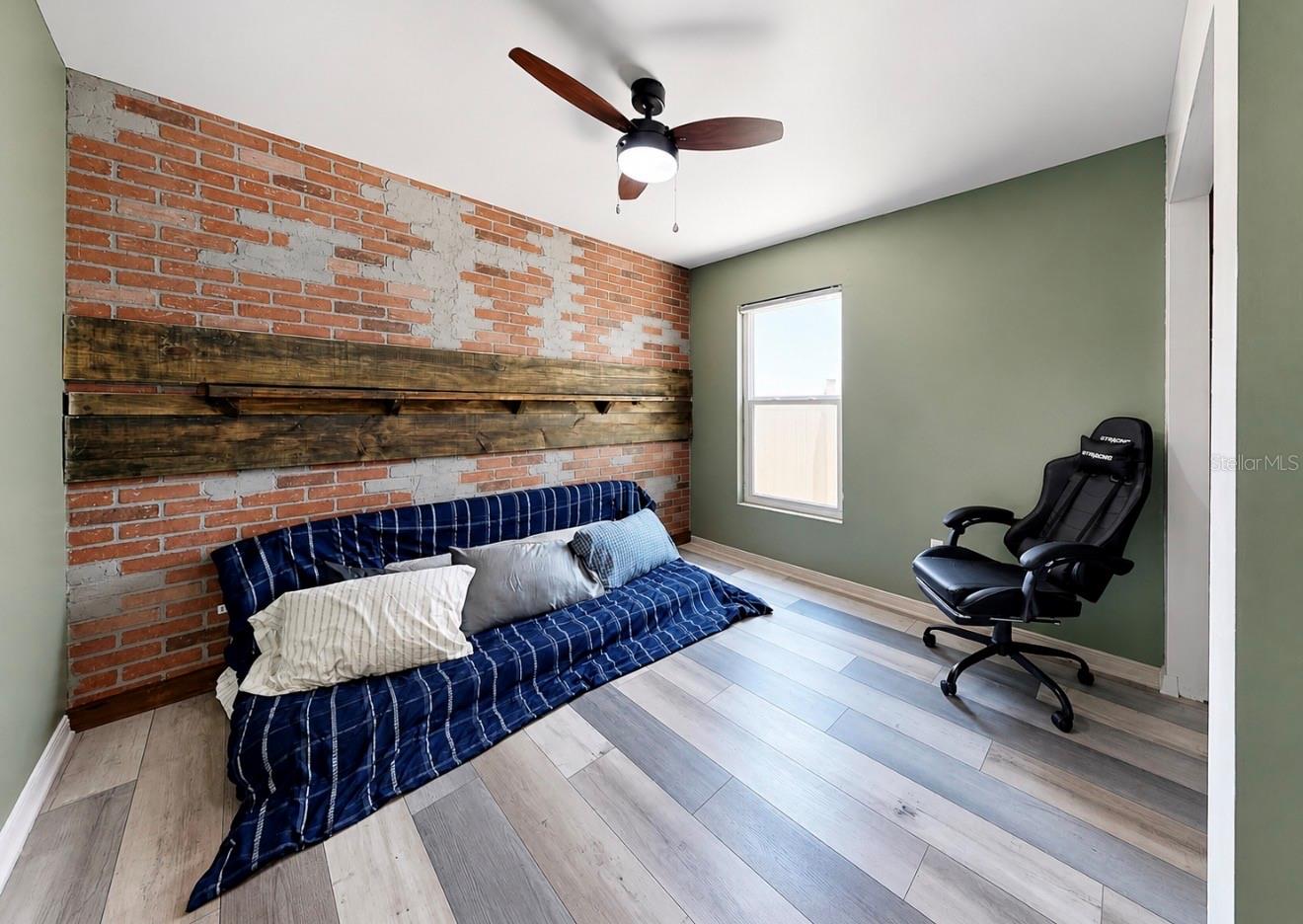 OAKDALE RIVERVIEW ESTATES UN 2 - Residential